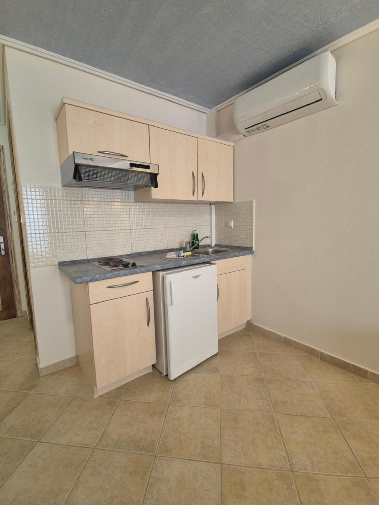 Vrachos Beach Hotel Bagian luar foto