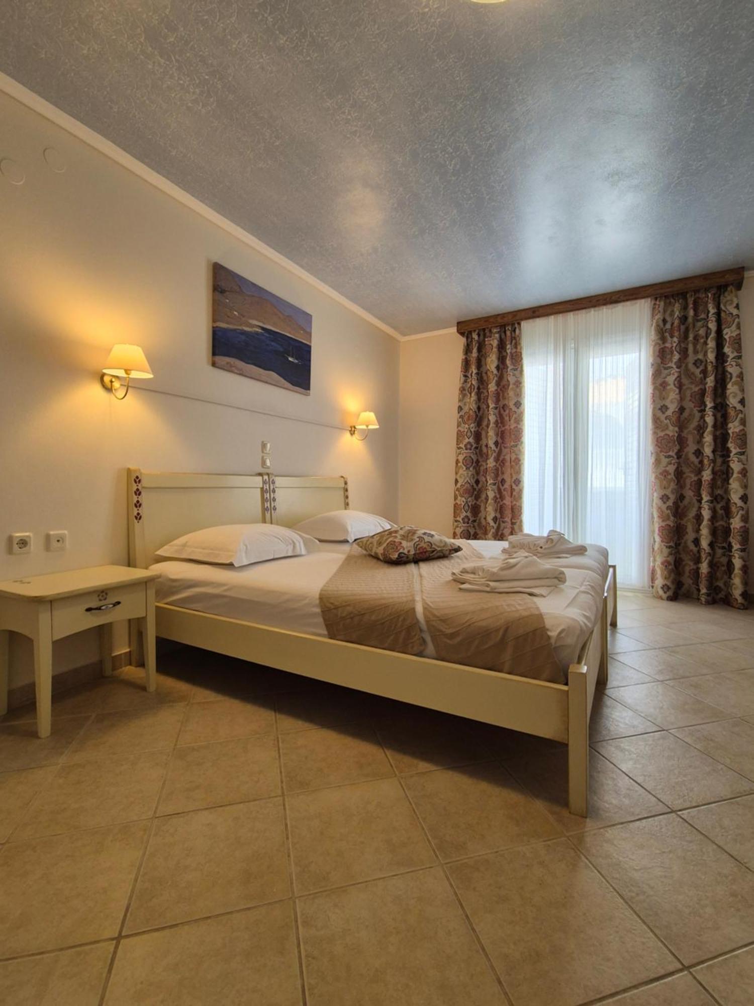 Vrachos Beach Hotel Bagian luar foto