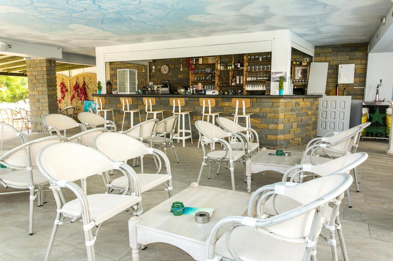 Vrachos Beach Hotel Bagian luar foto