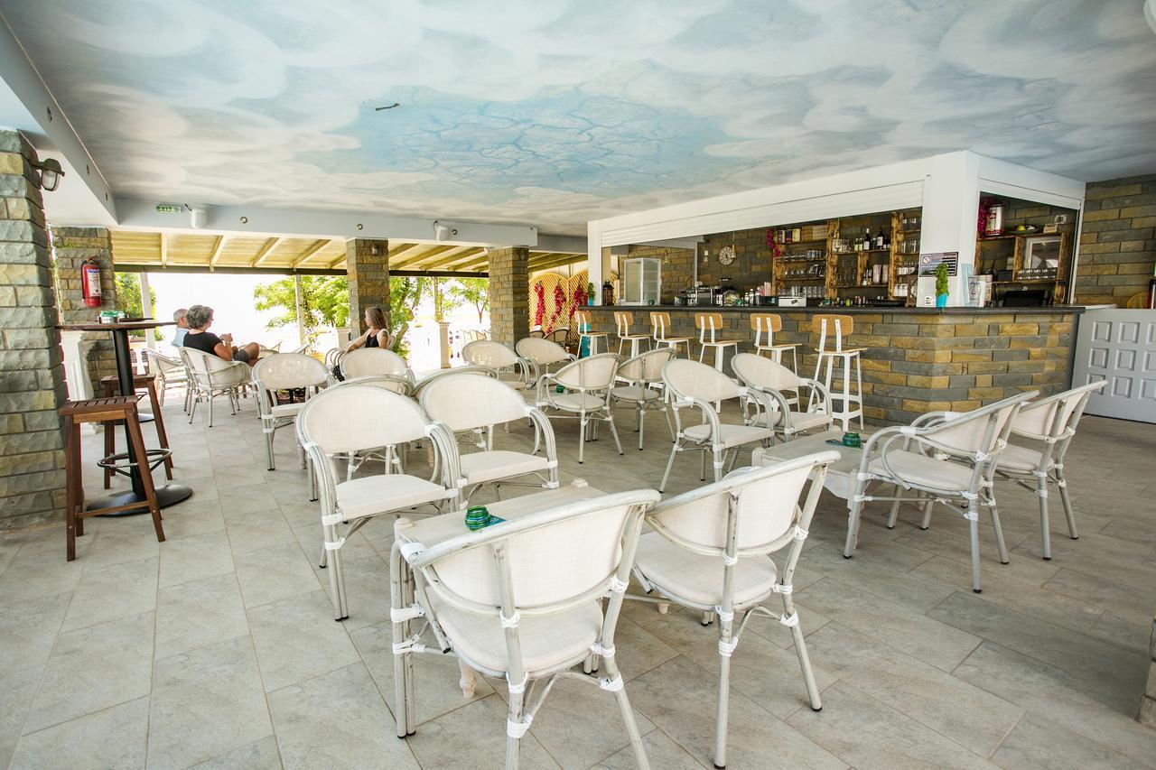 Vrachos Beach Hotel Bagian luar foto